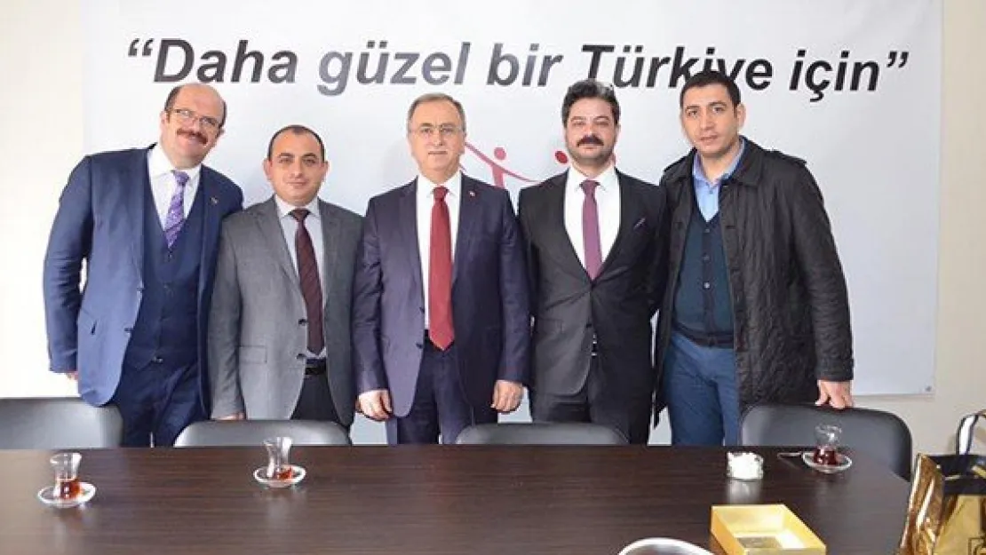 Petek, Tüketiciler Birliği ve ASKON'u ziyaret etti
