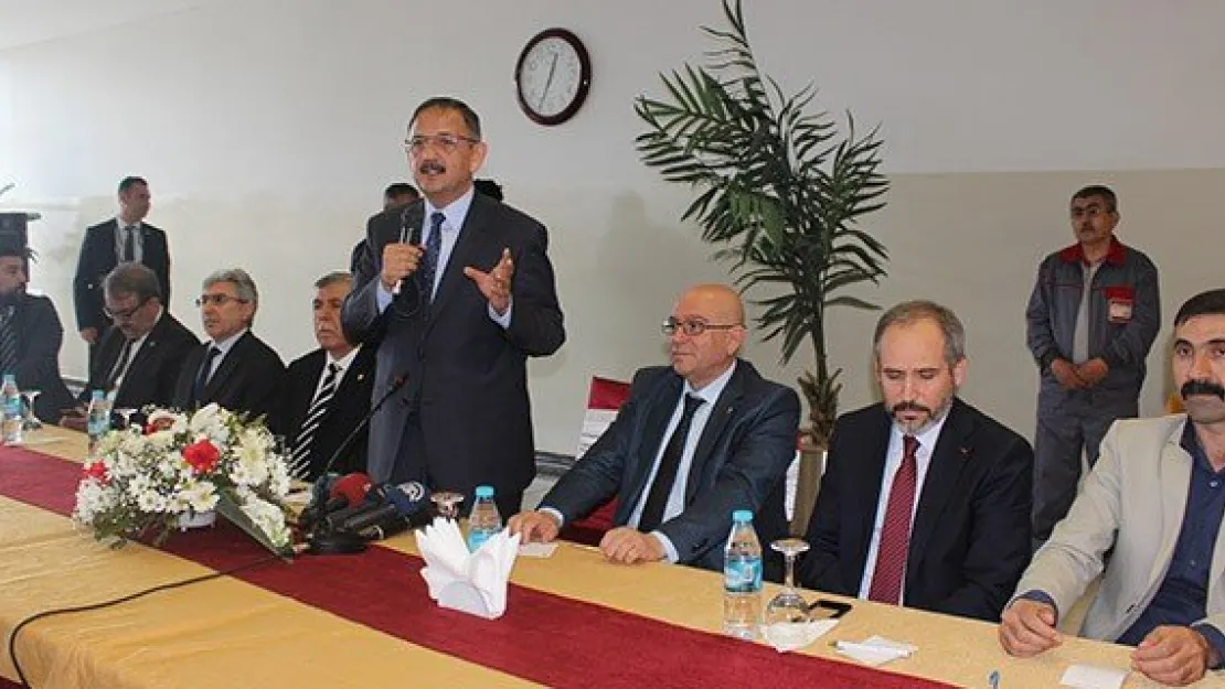 Bakan Özhaseki, Boytaş'ta işçilerle buluştu