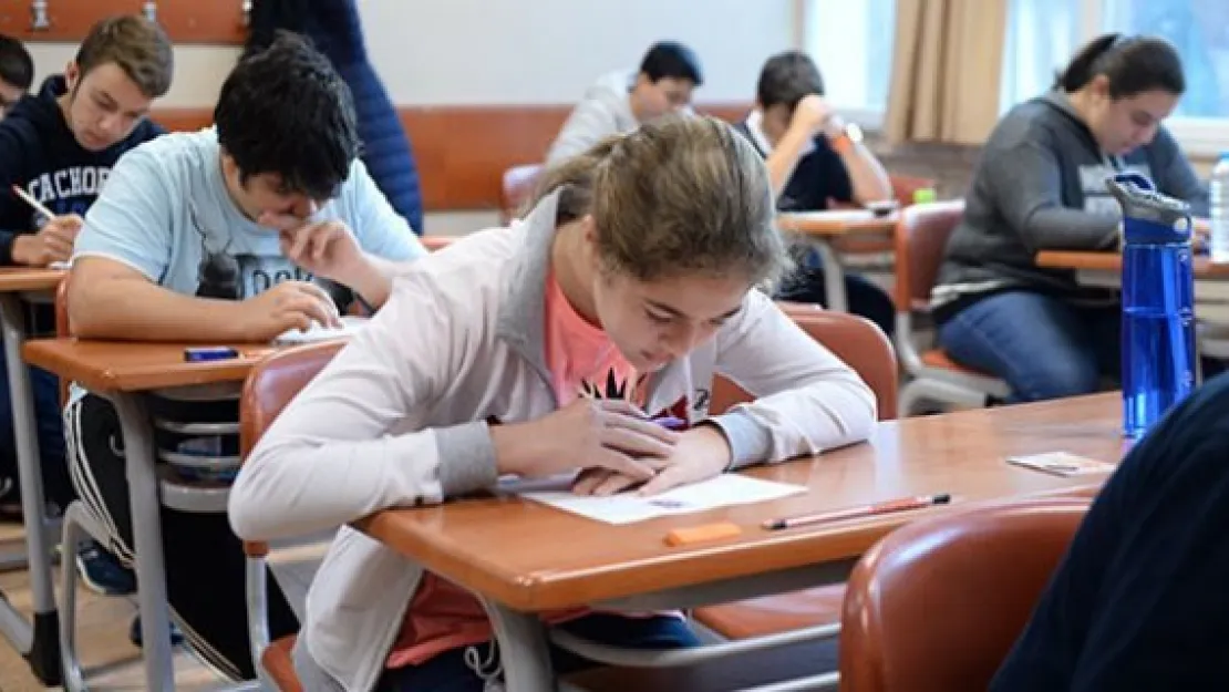 Bitişik eğik el yazısı başarısızlığa neden oluyor