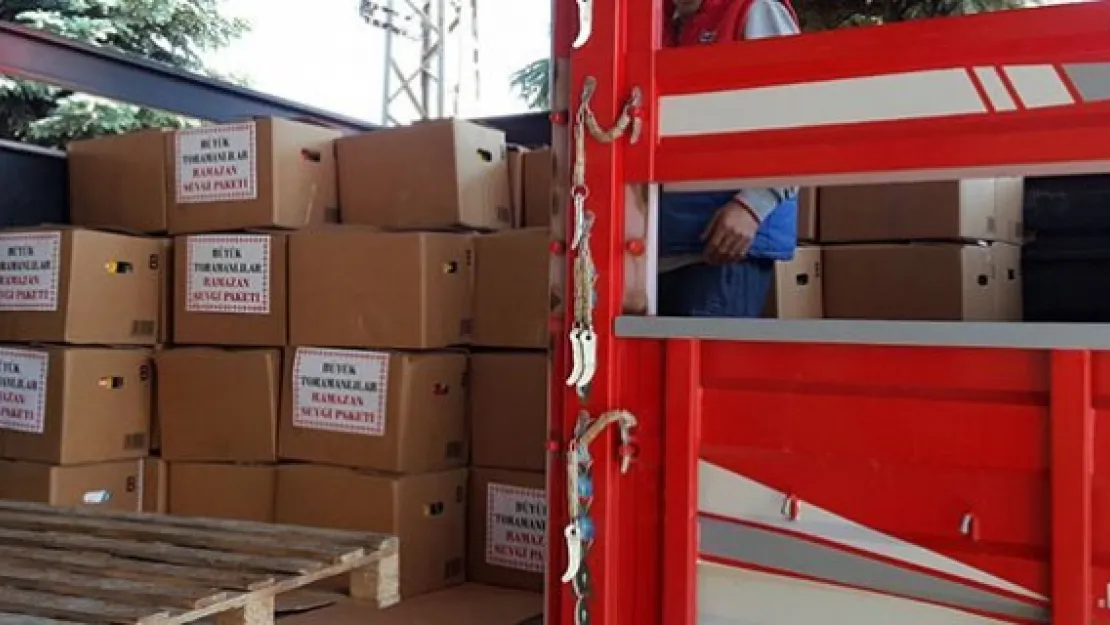 Büyük Toramanlılar Ramazan Sevgi Paketi, ihtiyaç sahiplerini sevindirdi