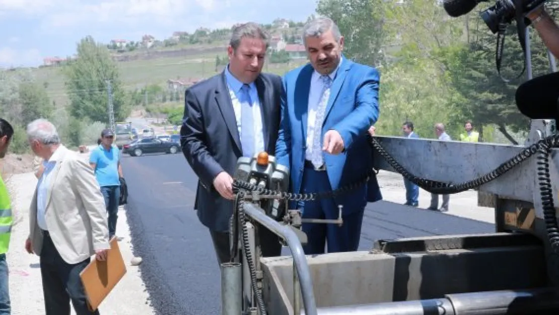 Talas'ta Ramazan'da asfalt mesaisine devam