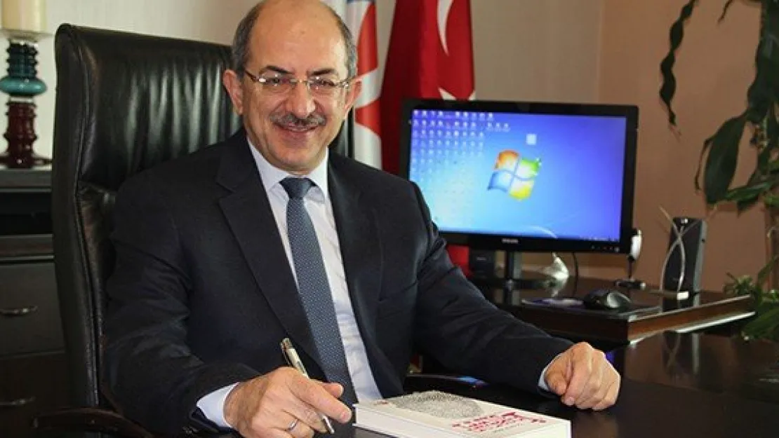 TÜZDEV'den 15 Temmuz şiirleri kitabı