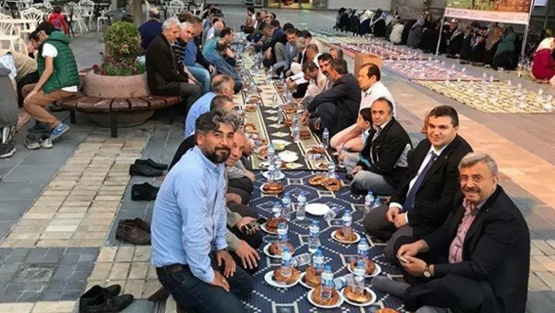 Ümmet için dua ettiler şehitler için namaz kıldılar