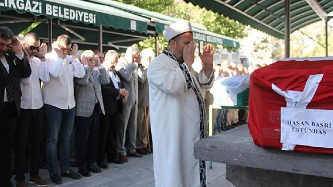 MHP'li eski vekil son yolculuğuna uğurlandı