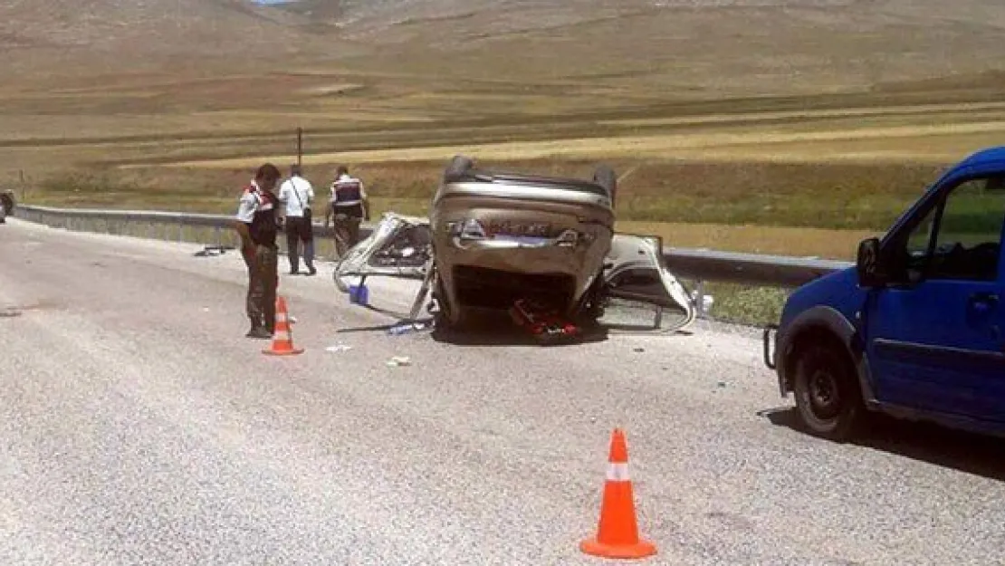 Otomobil takla attı: 3 yaralı