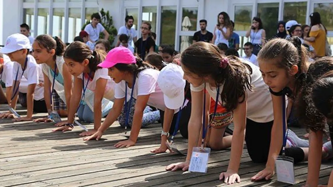 TÜZDEV'den çocuklara farklı bir kamp deneyimi