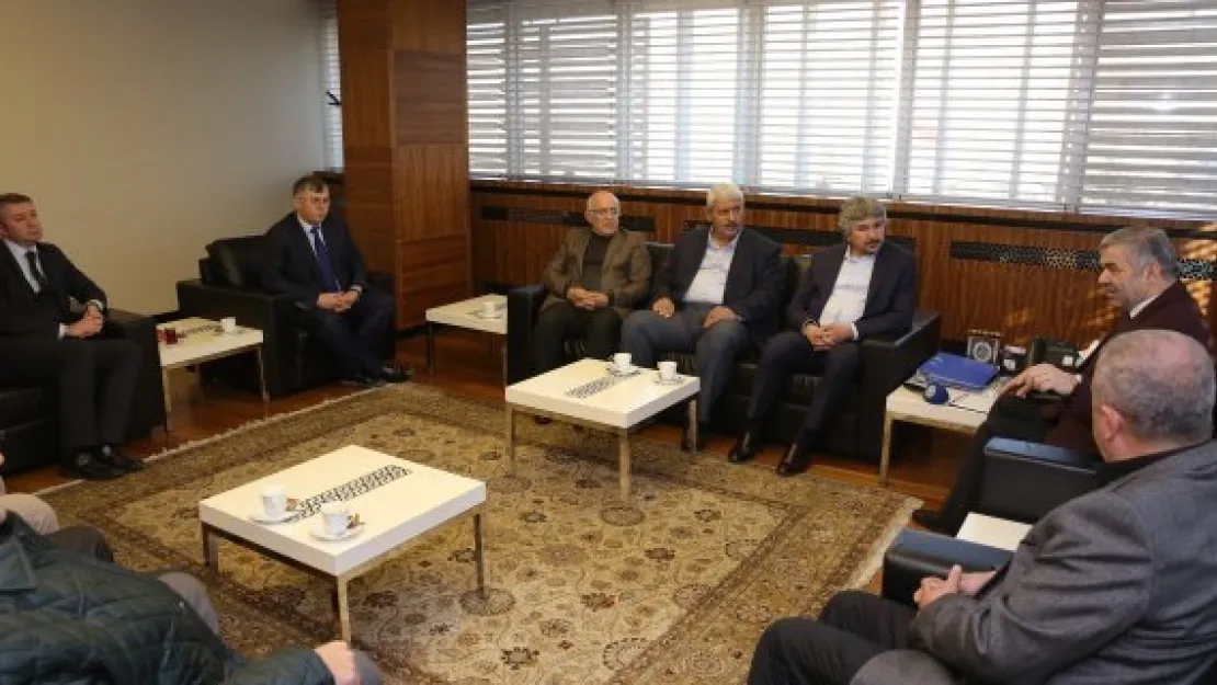 Başkan Çelik'ten gençliğe destek, birliğe vurgu