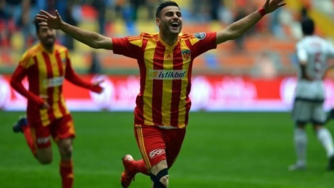 Deniz Türüç ve Lung'a 1'er maç ceza