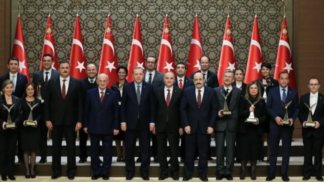 Hiçyılmaz, TÜBİTAK ödül törenine katıldı