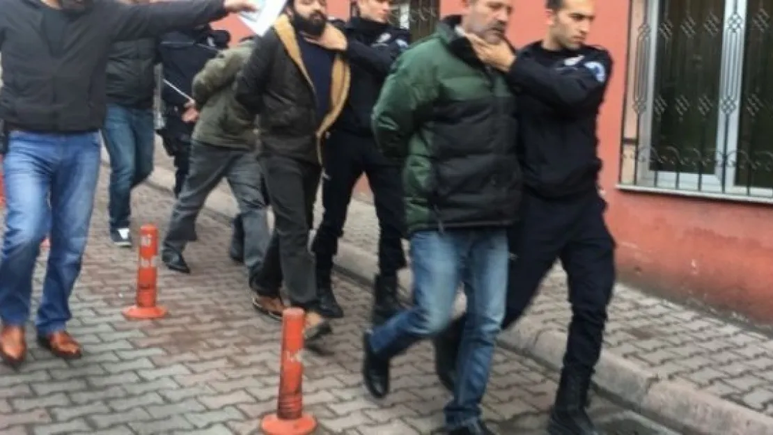 Terör örgütü propagandası yapanlar yakalandı 