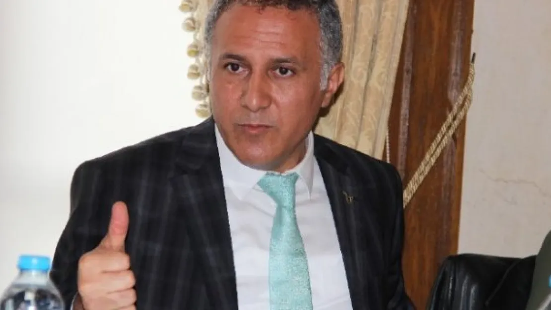 'Ticari kredilerde dosya masrafı ödemesi yok'