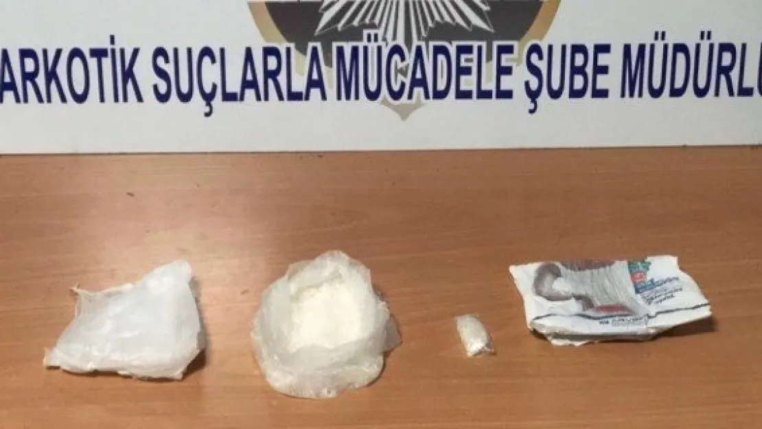 Uyuşturucu operasyonunda 2 gözaltı