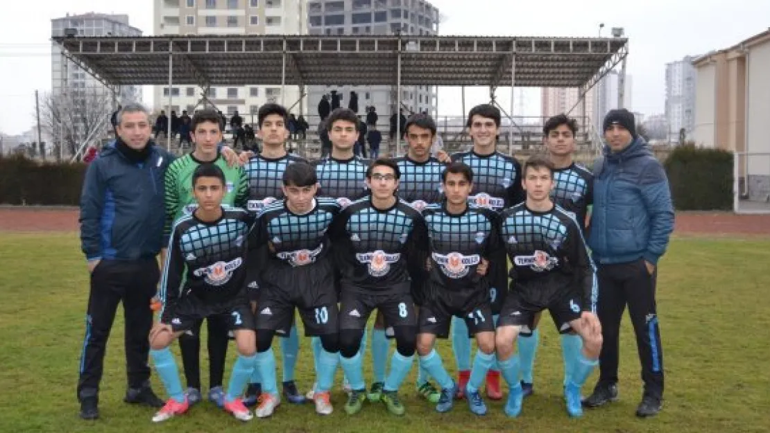 Atletikspor Play OFF'a kaldı