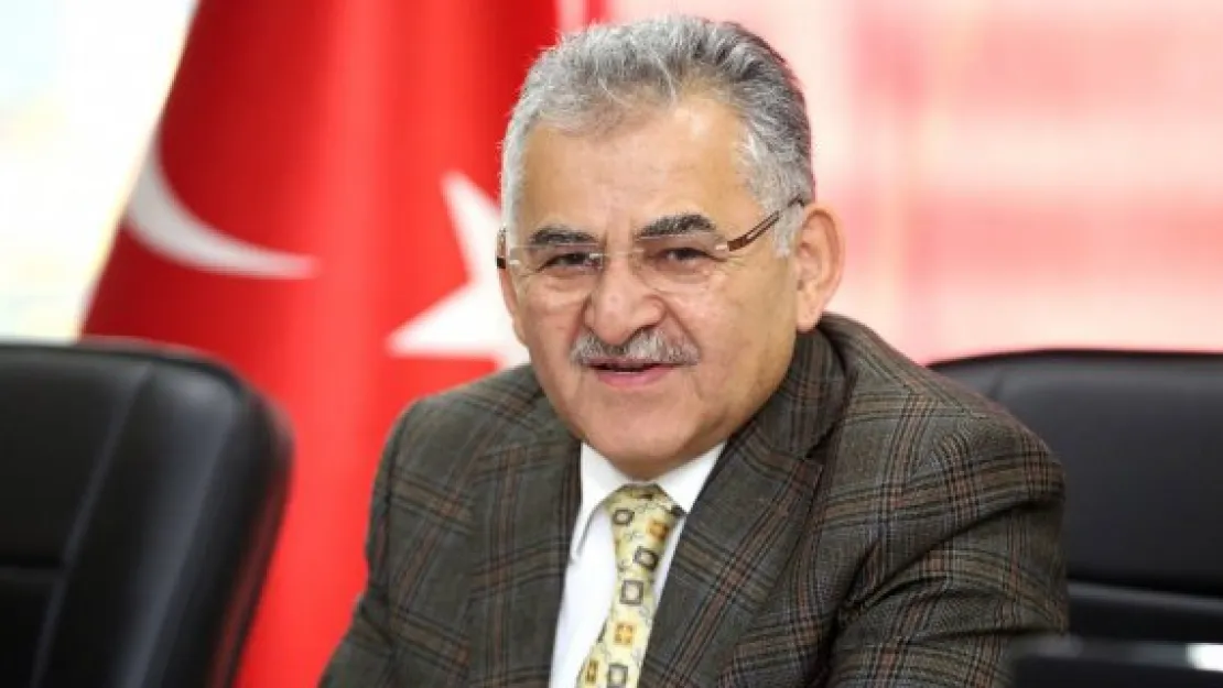 Belediye işçileri 1. dönem ikramiyelerini aldı