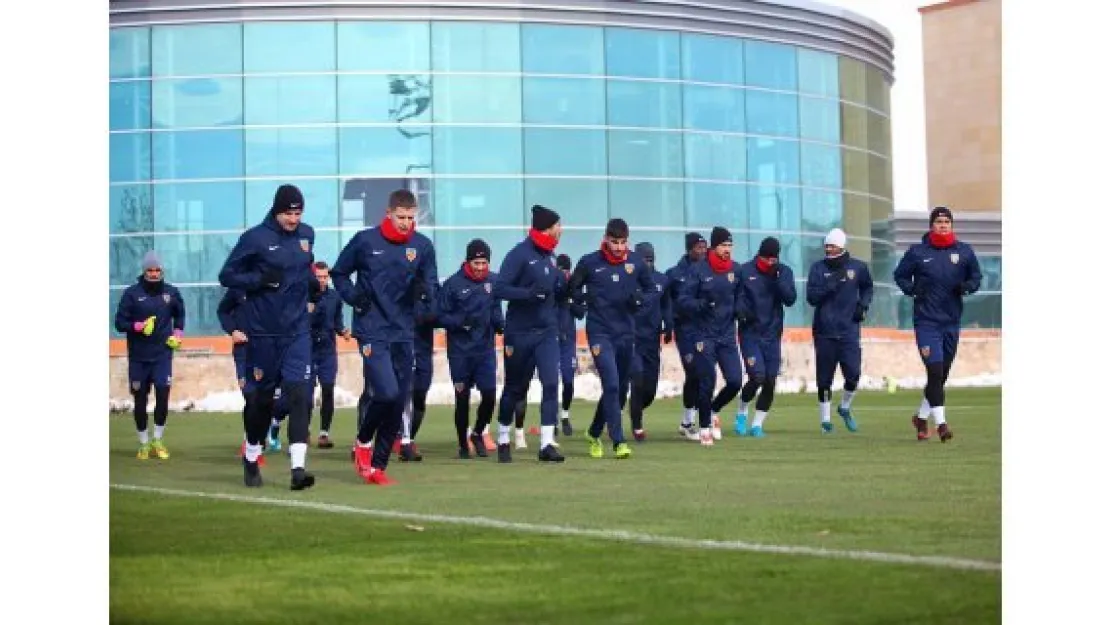 Kayserispor Galatasaray'a bileniyor