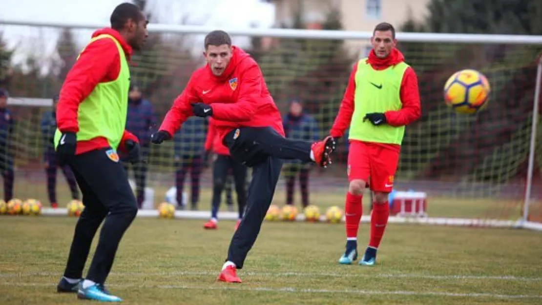 Kayserispor moral arıyor