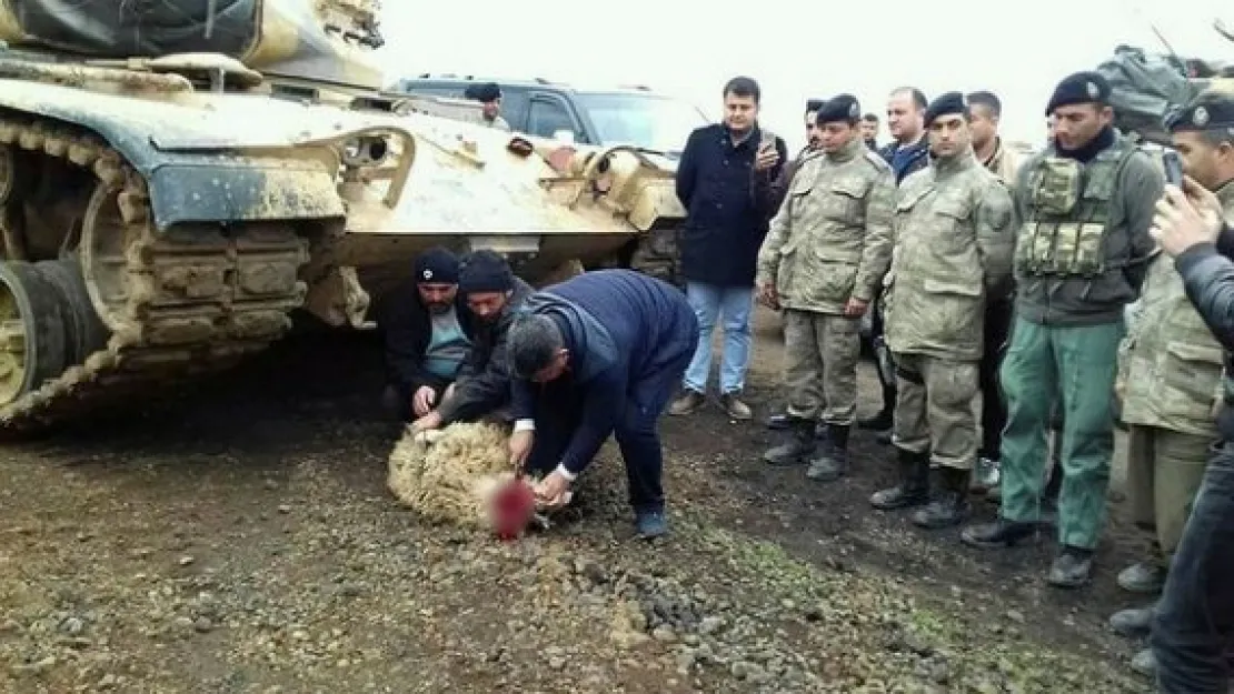 Mehmetçik Yörük teyzeyi unutmadı