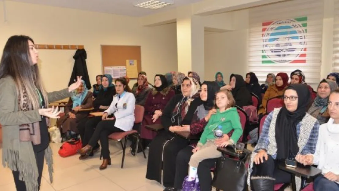 MEL-MEK'te evlilik semineri verildi
