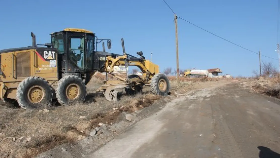 İncesu Belediyesinde yol çalışmaları devam ediyor