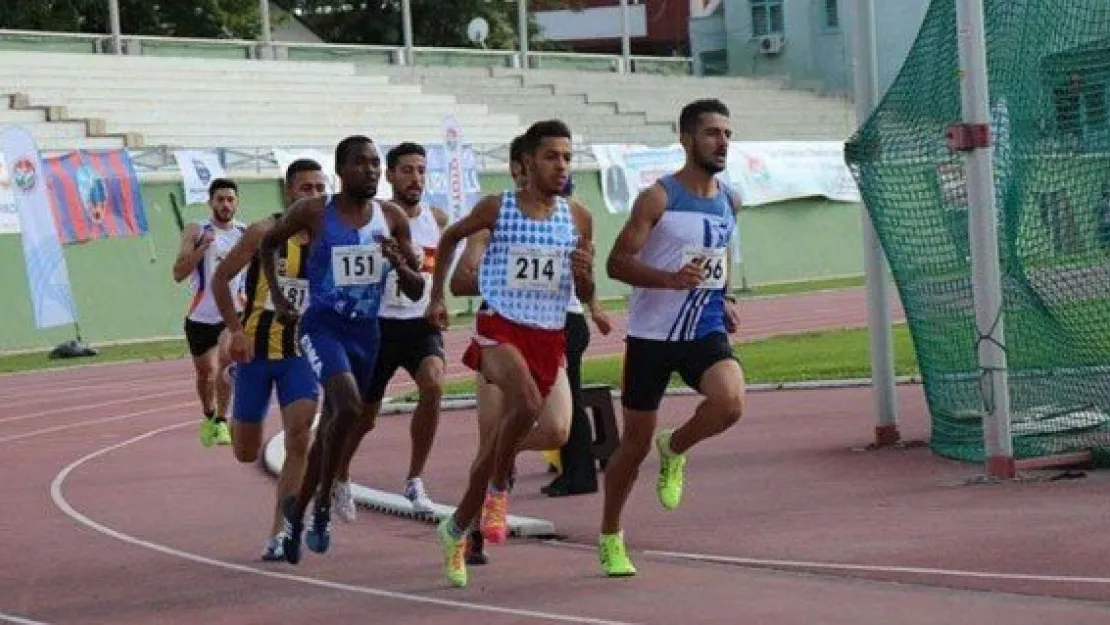 Türkiye salona 'temsil' için katılacak