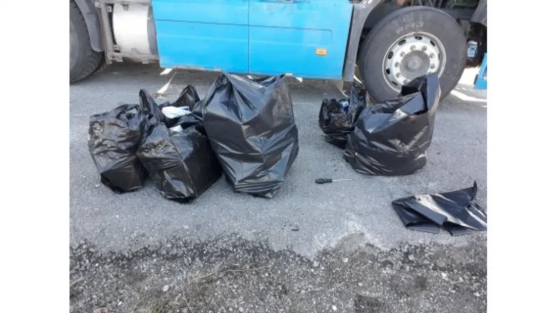 Kaçak sigara operasyonunda 5 kişi gözaltına alındı