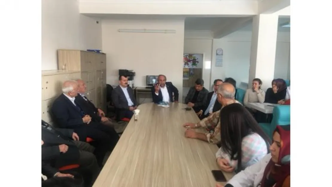 &quotMüdürleri kaloriferciye benzeten anlayışı kabul etmiyoruz"