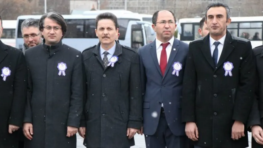 Yılmaz:   Ülkemiz ve işletmelerimizin gelişimi için çalışıyoruz
