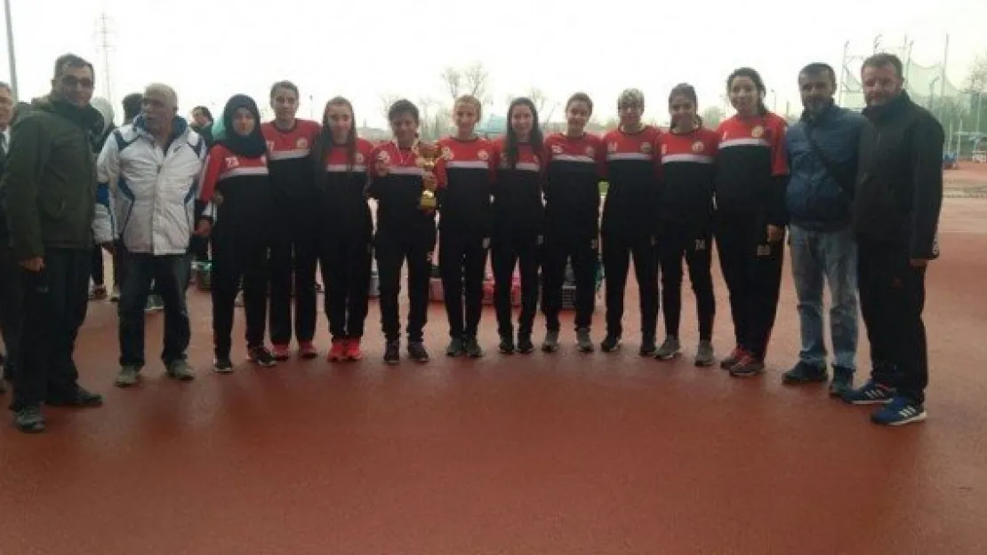 Atletizme Kayseri Spor Lisesi damgası