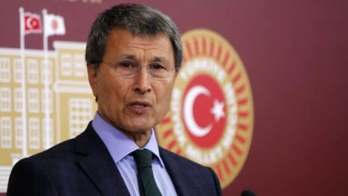 CHP, anti demokrasiye neşter vurdu