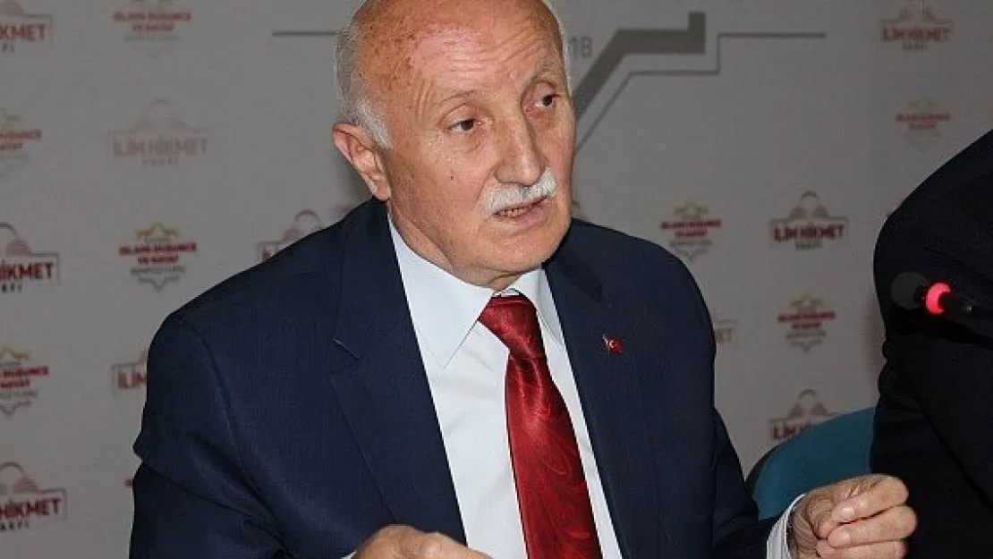"İSLAMİ DÜŞÜNCE VE HAYAT SEMPOZYUMU" BAŞLADI