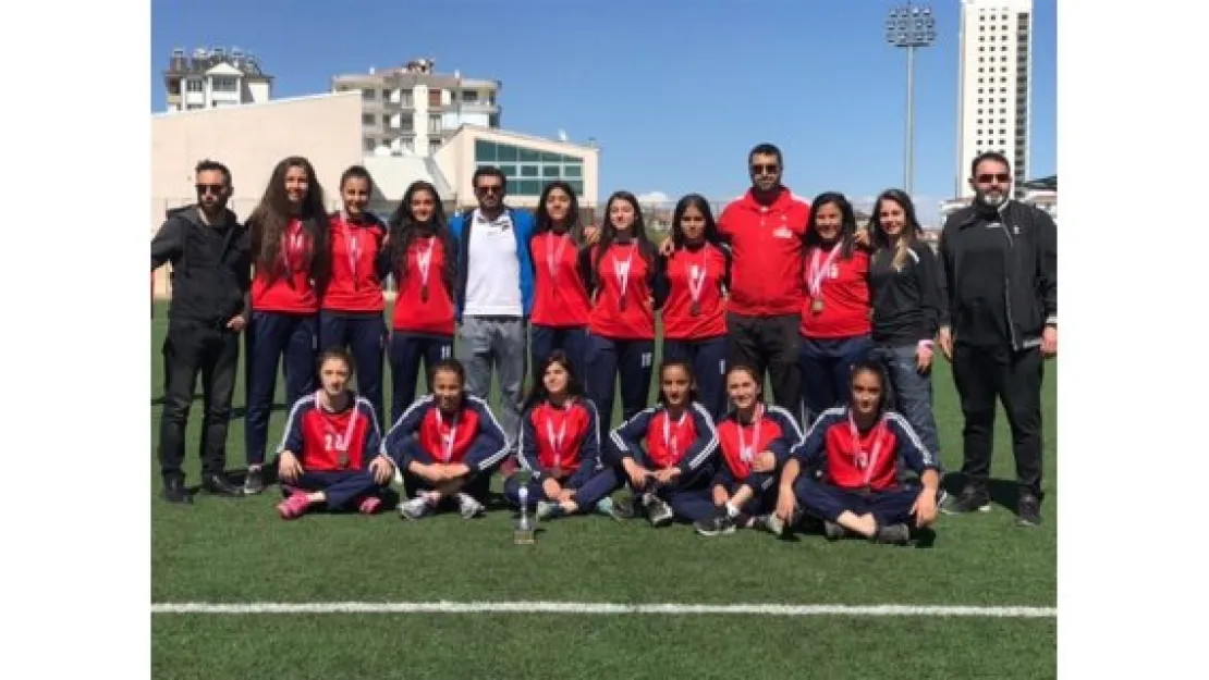 Özel Kayseri Bilim Doruk Temel Lisesi Türkiye 3.sü
