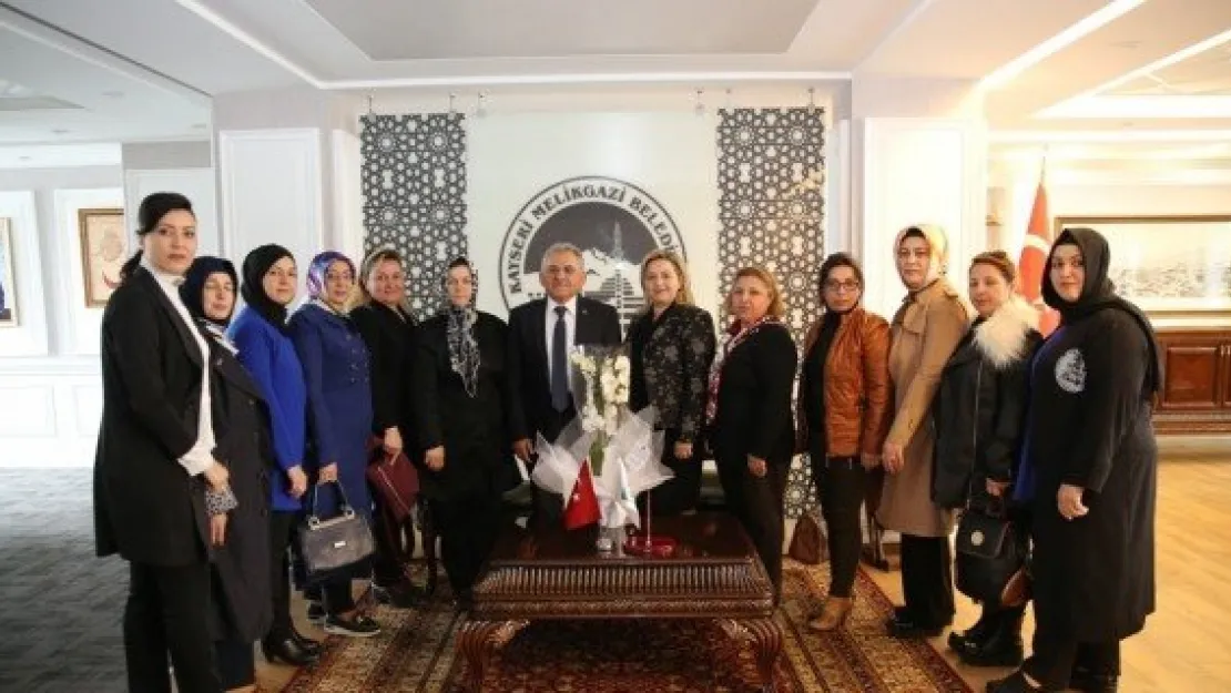 Semra Kocaoğlu'ndan Melikgazi'ye ziyaret 