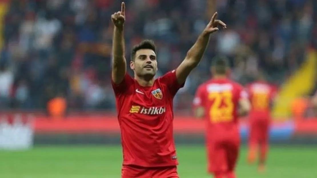 Deniz Türüç'ten Galatasaray'a yeşil ışık