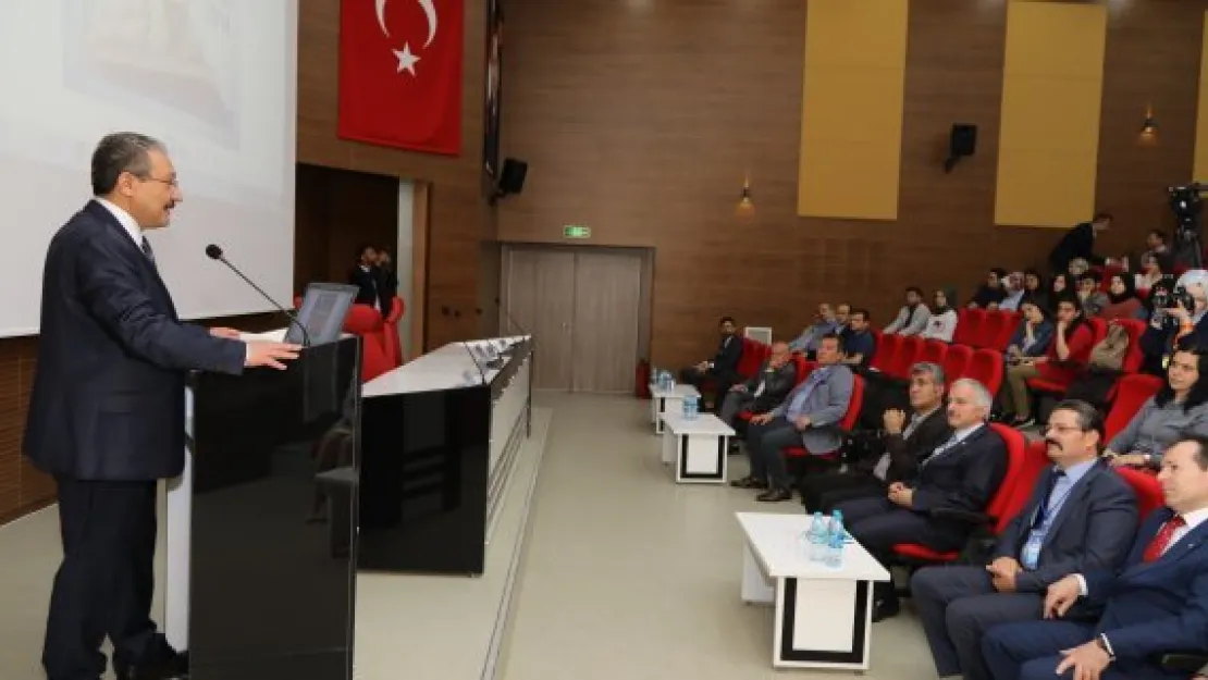 ERÜ'de Türkçe Öğretimi Sempozyumu düzenlendi