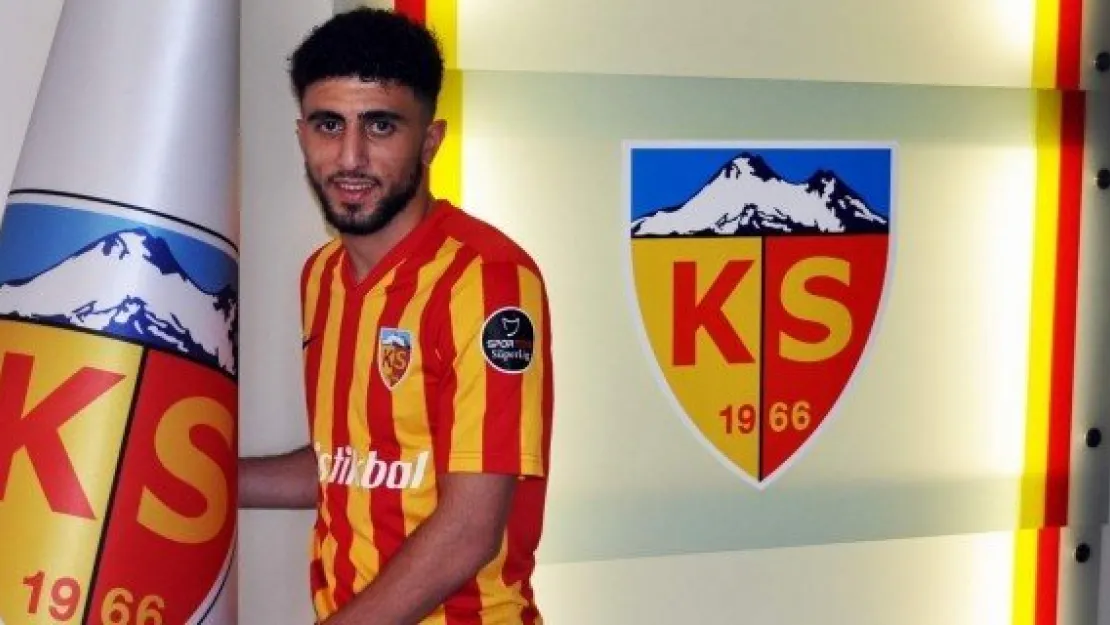 Kayserispor, Feyenord'dan Bilal Başacıkoğlu'nu transfer etti