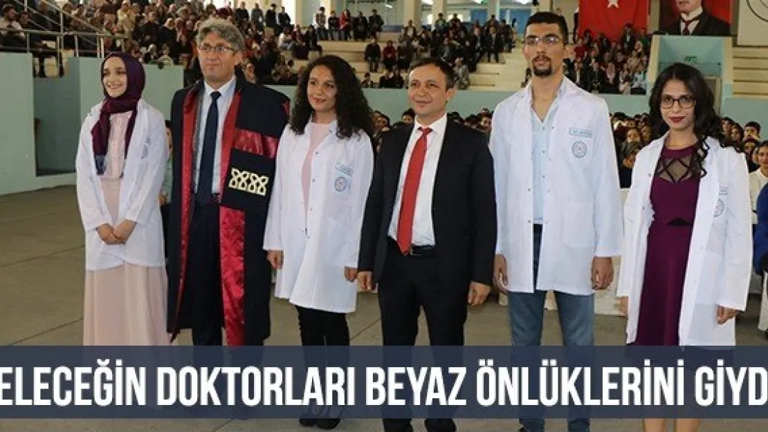 Geleceğin Doktorları Beyaz Önlüklerini Giydi