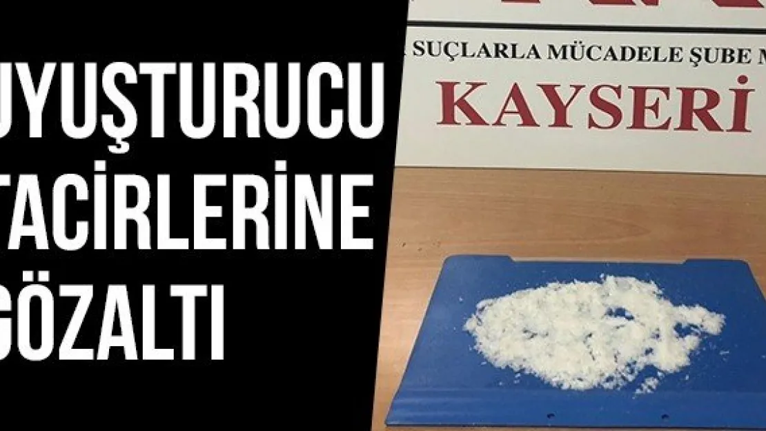 Uyuşturucu Tacirlerine Gözaltı