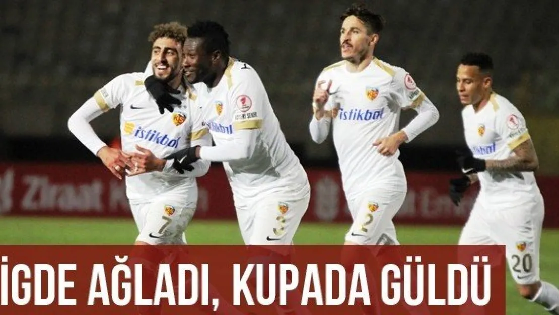 Ligde Ağladı, Kupada Güldü