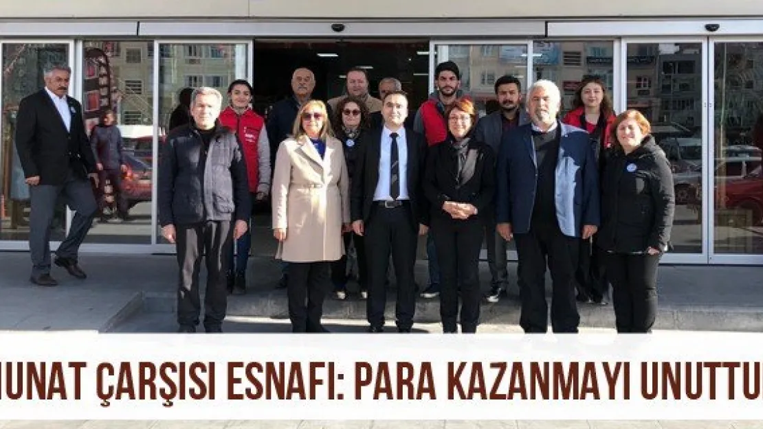 Hunat Çarşısı Esnafı: Para kazanmayı unuttuk