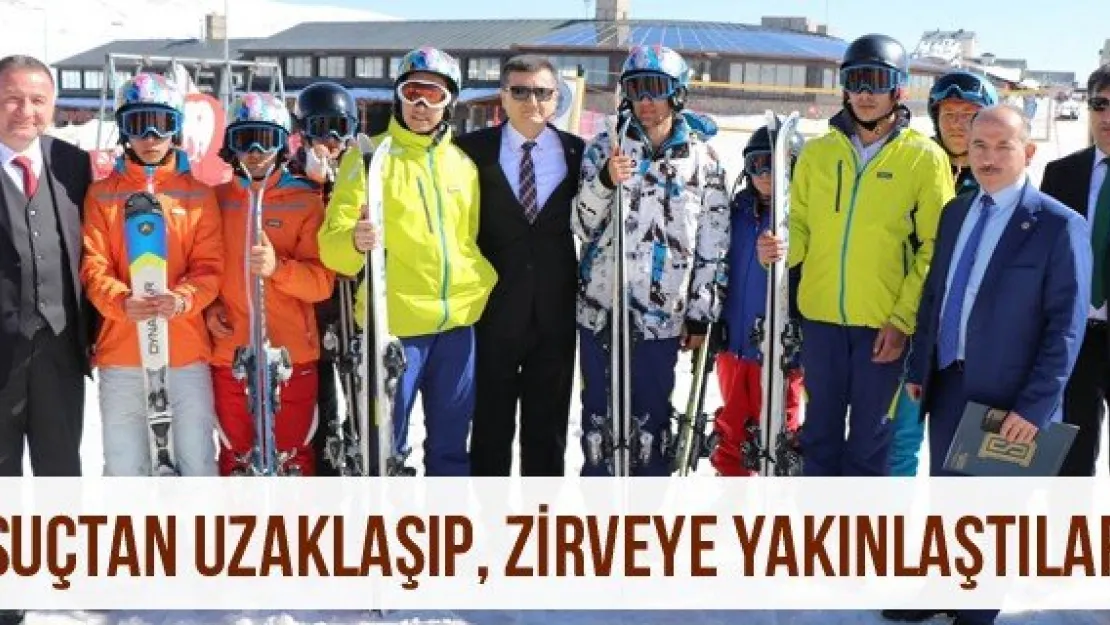 Suçtan uzaklaşıp, zirveye yakınlaştılar