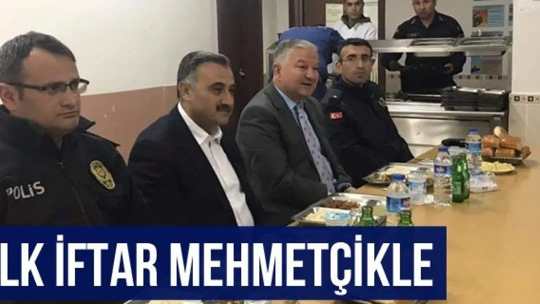 İlk iftar Mehmetçikle