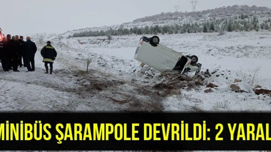 Minibüs şarampole devrildi: 2 yaralı