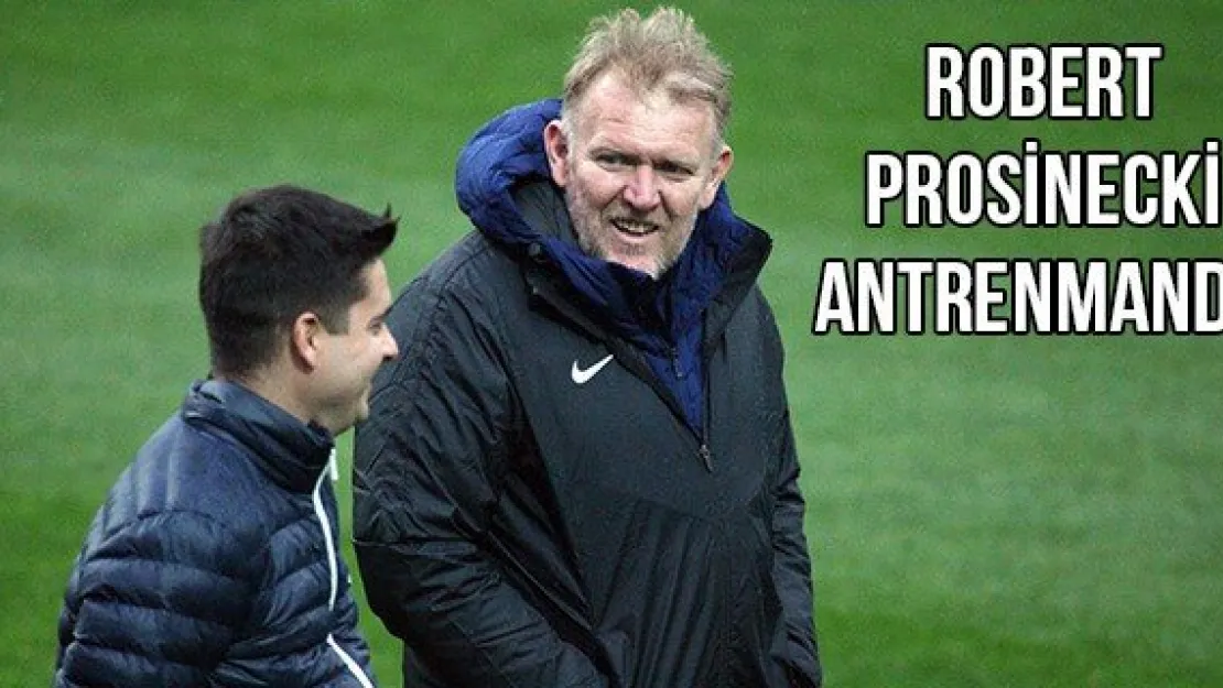 Robert Prosinecki antrenmanda