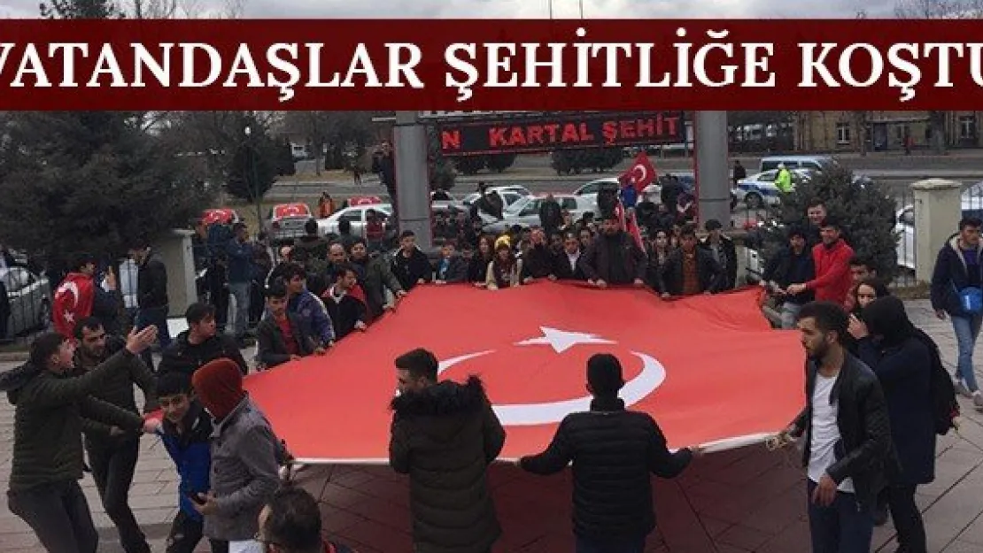 Vatandaşlar şehitliğe koştu