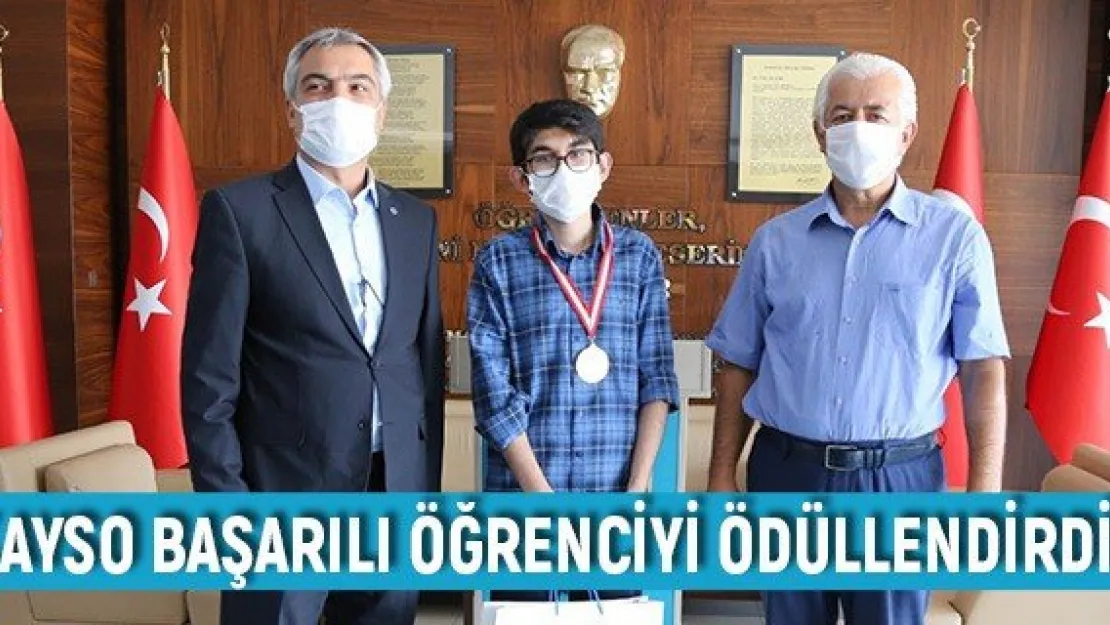 KAYSO başarılı öğrenciyi ödüllendirdi