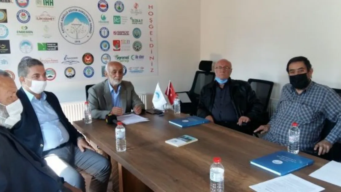 ''MİLLETE KÜFÜR ETMEK HADDİ AŞMAKTIR''