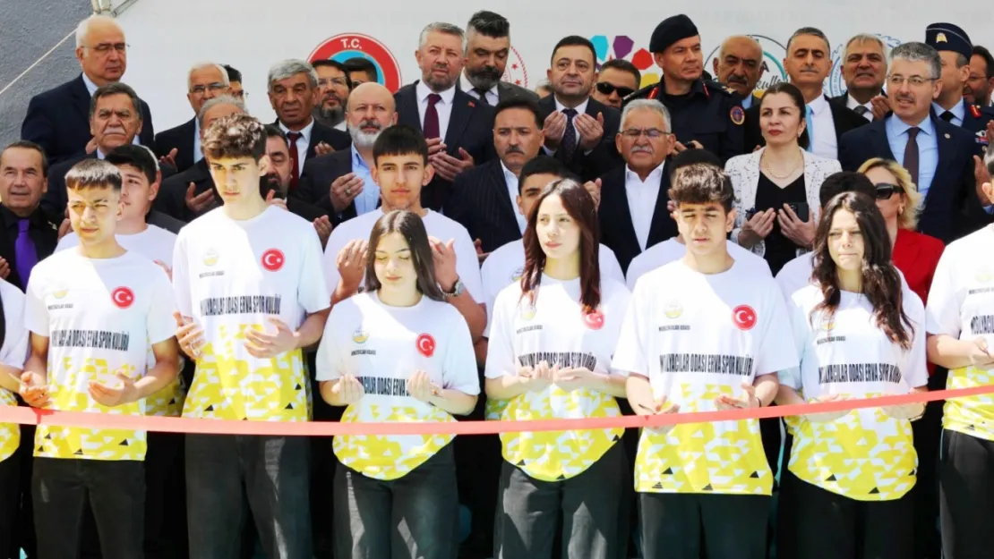 52'nci ERVA Spor Kulübü dualarla açıldı