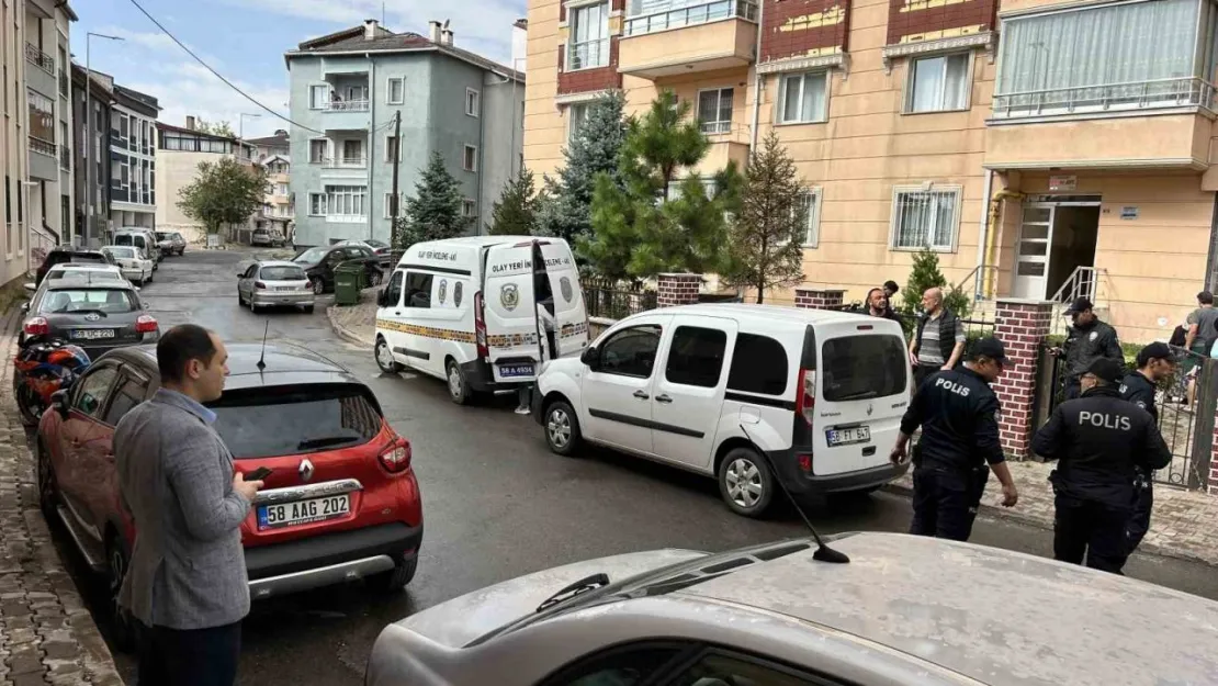 80 yaşında kedisever, kedilerine eziyet eden komşularına kurşun yağdırdı