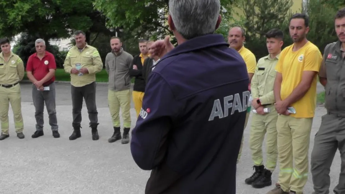 AFAD Kırşehir'de kamu kurumlarında deprem tatbikatlarını sürdürüyor