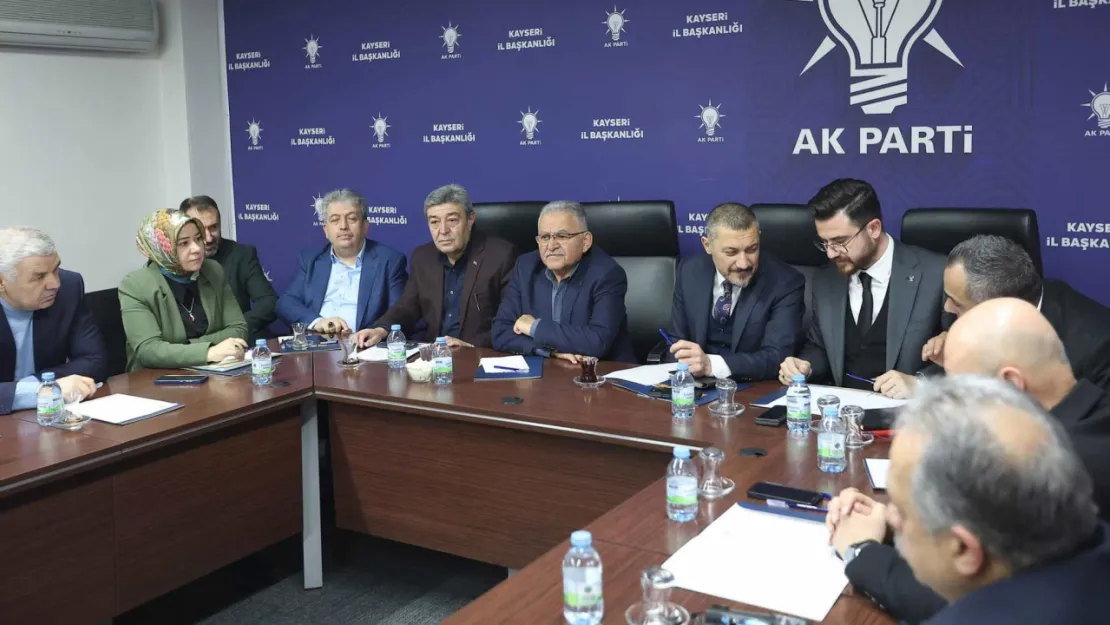 Ak Parti Olağan Büyük Kongre öncesi 'ortak aklı' toplantısı yapıldı